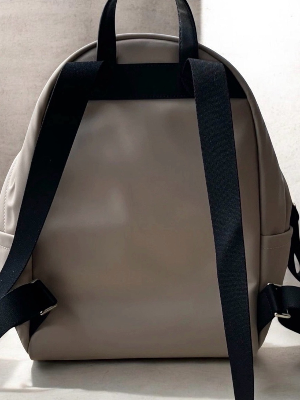 KATE SPADE | Chelsea Medium Backpack - Picture 3 of 14